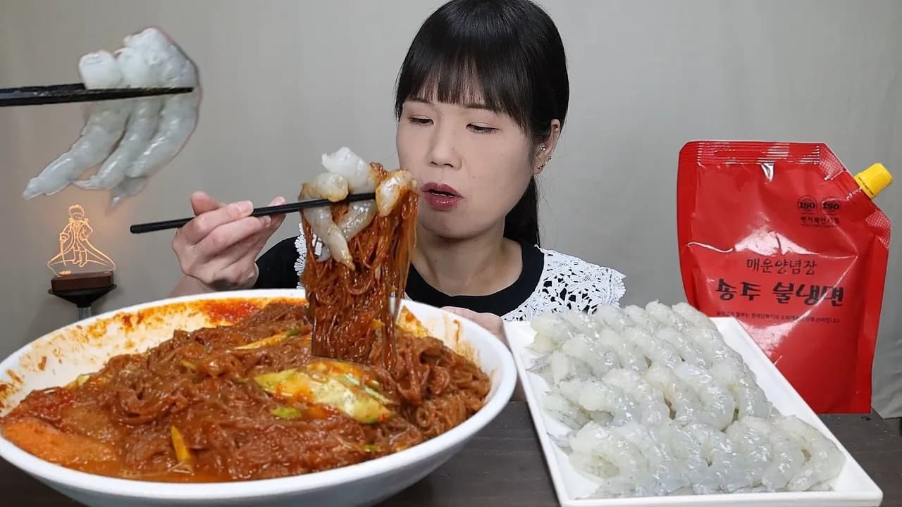 송주불냉면의 매운 시원함을 경험하세요!